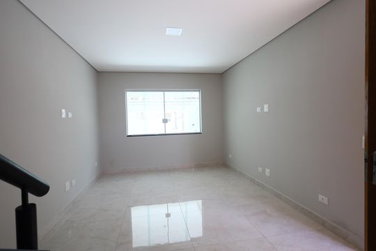 Sala de casa para alugar com 3 quartos, 260m² em Umuarama, Osasco
