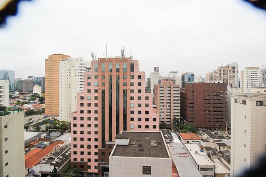 Vista de apartamento à venda com 3 quartos, 78m² em Vila Olímpia, São Paulo