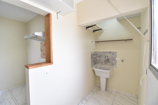 Área de Serviço de apartamento para alugar com 3 quartos, 7223m² em Cristo Rei, Curitiba