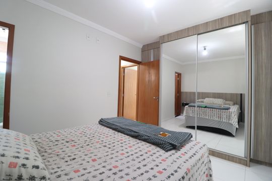 Quarto 3 - Suíte de casa para alugar com 3 quartos, 145m² em Jardim Karaíba, Uberlândia