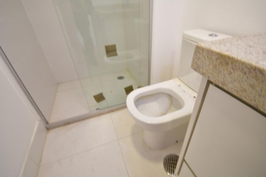 Banheiro Suíte de apartamento para alugar com 3 quartos, 124m² em Cambuí, Campinas