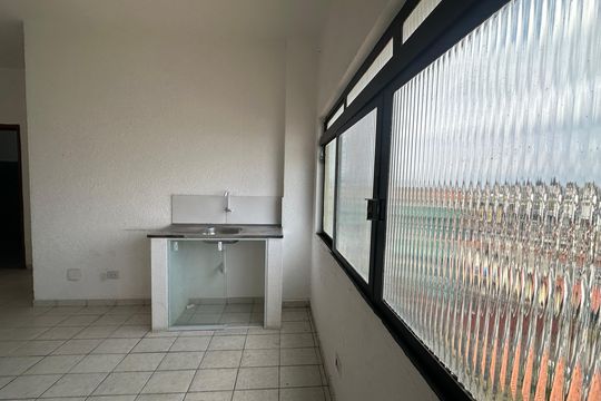 Studio de kitnet/studio para alugar com 1 quarto, 26m² em Jardim Silveira, Barueri