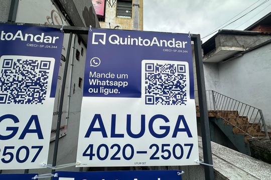 Fachada de kitnet/studio para alugar com 1 quarto, 26m² em Jardim Silveira, Barueri