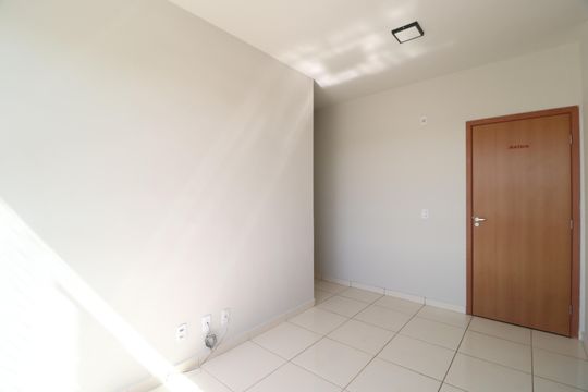 Sala de apartamento para alugar com 2 quartos, 45m² em Laranjeiras, Uberlândia