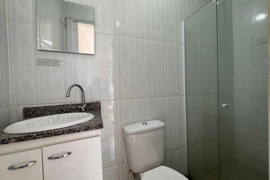 Suíte 1 de casa de condomínio para alugar com 2 quartos, 165m² em Vargem Pequena, Rio de Janeiro