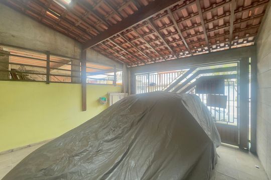Garagem de casa para alugar com 3 quartos, 125m² em São João, Guarulhos