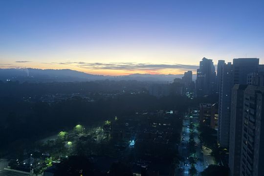 Vista da Sacada de apartamento para alugar com 3 quartos, 98m² em Alphaville Empresarial, Barueri