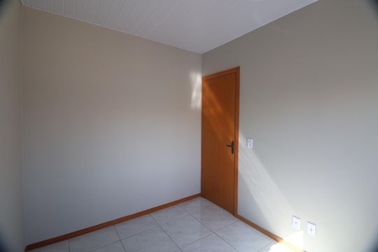 Quarto de casa para alugar com 1 quarto, 32m² em  Fazenda Esperança , Cachoeirinha