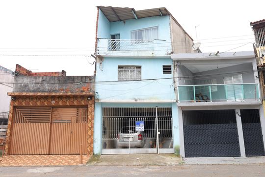 Fachada - Placa GRANDE instalada no portão do imóvel, dia 18.09.2026 - Código da placa: MMGQ-1276 de casa à venda com 2 quartos, 200m² em Jardim Soares, São Paulo