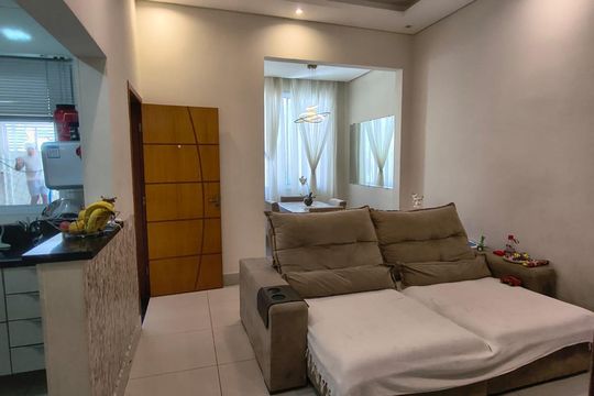 Casa à venda com 3 quartos, 115m² em Jardim Veneza, Indaiatuba