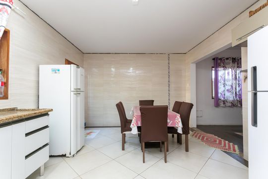Cozinha  de casa para alugar com 3 quartos, 300m² em Parque Santa Rita, São Paulo