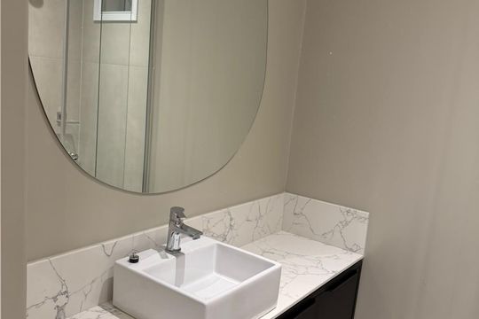 Banheiro de apartamento para alugar com 2 quartos, 67m² em Cristo Rei, Curitiba
