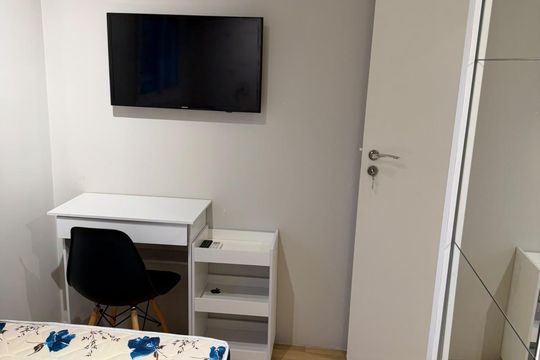 Quarto de apartamento para alugar com 2 quartos, 67m² em Cristo Rei, Curitiba