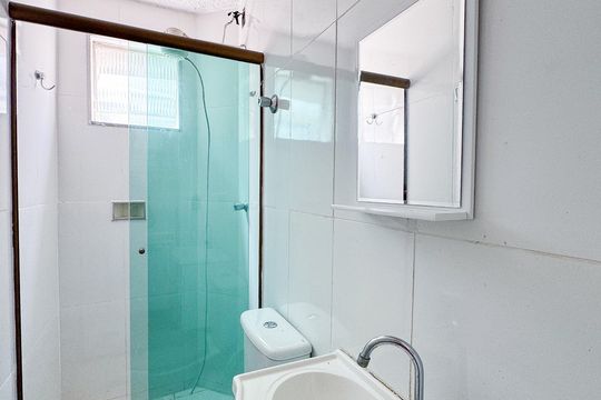 Banheiro de apartamento para alugar com 2 quartos, 36m² em Novo Riacho, Contagem