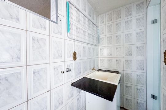 Cozinha e Área de Serviço de apartamento para alugar com 2 quartos, 36m² em Novo Riacho, Contagem