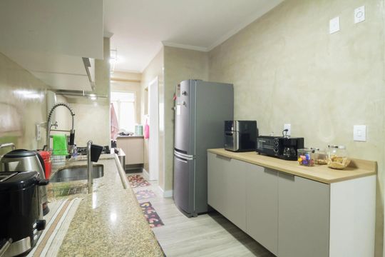 Cozinha de apartamento à venda com 2 quartos, 94m² em Vila Gomes Cardim, São Paulo