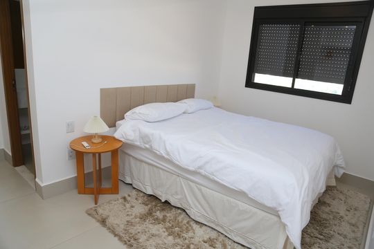 Quarto 1 de apartamento para alugar com 2 quartos, 72m² em Setor Marista, Goiânia