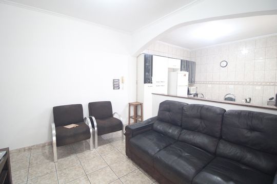 Sala de casa à venda com 2 quartos, 70m² em Jardim Arco-iris, São Paulo
