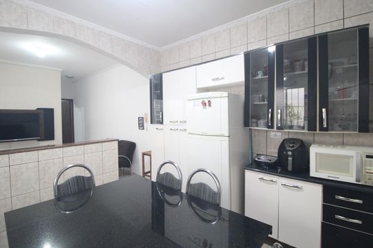 Cozinha de casa à venda com 2 quartos, 70m² em Jardim Arco-iris, São Paulo