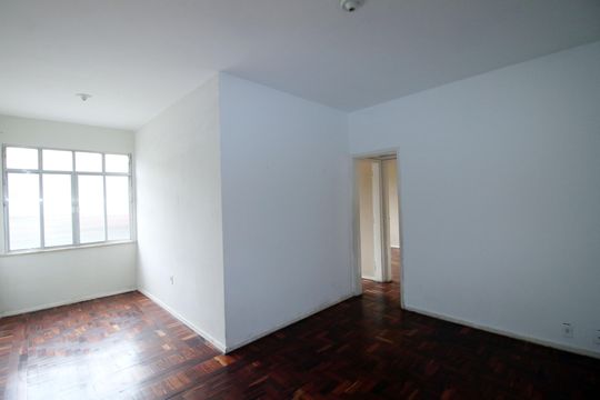 Apartamento à venda com 2 quartos, 50m² em Penha Circular, Rio de Janeiro