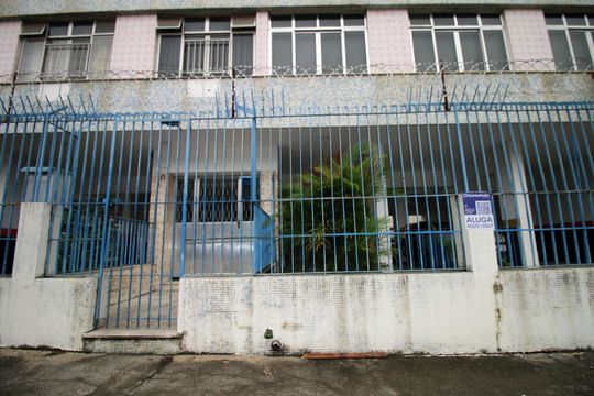 Fachada de apartamento à venda com 2 quartos, 50m² em Penha Circular, Rio de Janeiro