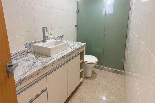 Banheiro de casa para alugar com 3 quartos, 90m² em Vasco da Gama, Rio de Janeiro