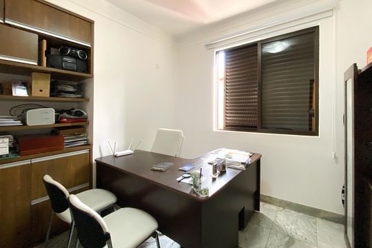 Quarto 3 de apartamento à venda com 4 quartos, 170m² em Buritis, Belo Horizonte