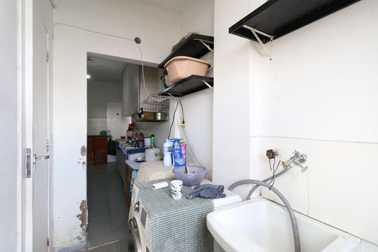 Cozinha e Área de serviço  de apartamento à venda com 2 quartos, 91m² em Bom Retiro, São Paulo