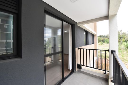 Sacada com churrasqueira de apartamento à venda com 2 quartos, 73m² em Tingui, Curitiba