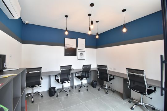 Área comum de apartamento à venda com 2 quartos, 73m² em Tingui, Curitiba