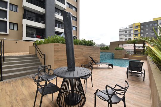 Área comum - Piscina de apartamento à venda com 2 quartos, 73m² em Tingui, Curitiba