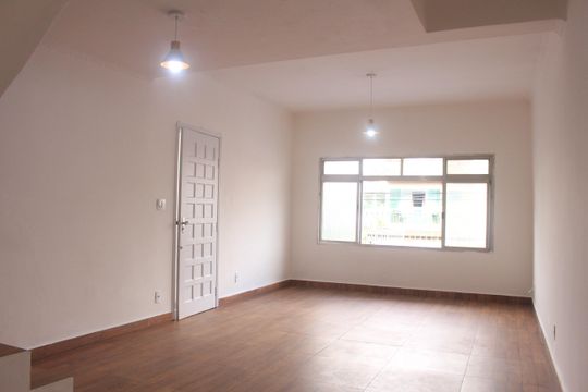 Casa para alugar com 4 quartos, 176m² em Santa Maria, São Caetano do Sul