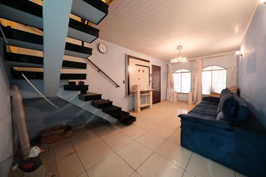 Casa para alugar com 4 quartos, 160m² em Vila Dalila, São Paulo