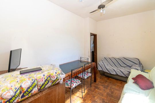 Sala de apartamento à venda com 2 quartos, 70m² em Brás de Pina, Rio de Janeiro