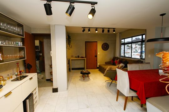 Sala de apartamento à venda com 3 quartos, 110m² em Buritis, Belo Horizonte
