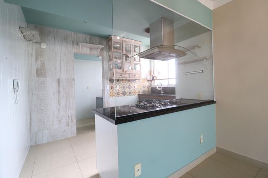 Cozinha de apartamento para alugar com 3 quartos, 96m² em Santa Mônica, Uberlândia