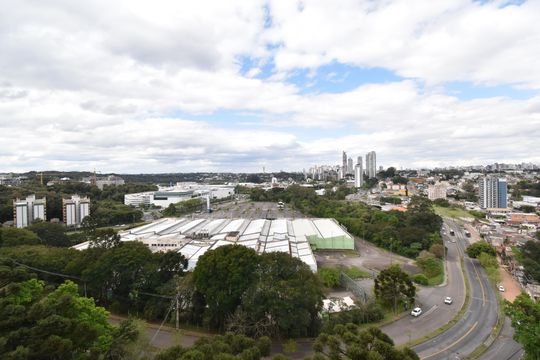 Vista da Sacada de apartamento à venda com 1 quarto, 35m² em Mossunguê, Curitiba