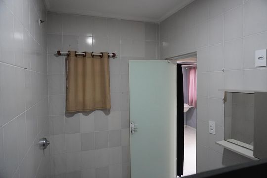 Banheiro da Suíte de kitnet/studio para alugar com 1 quarto, 40m² em Chácara Machado, Americana