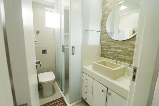 Banheiro de apartamento à venda com 2 quartos, 61m² em Água Fria, São Paulo