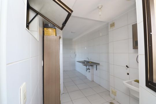 Apartamento para alugar com 3 quartos, 106m² em Paralela, Salvador