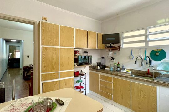 Cozinha de casa à venda com 3 quartos, 160m² em Vila Madalena, São Paulo