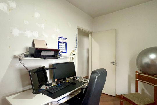 Quarto 2 de casa à venda com 3 quartos, 160m² em Vila Madalena, São Paulo