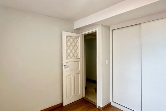 Casa para alugar com 5 quartos, 324m² em Santa Tereza, Belo Horizonte