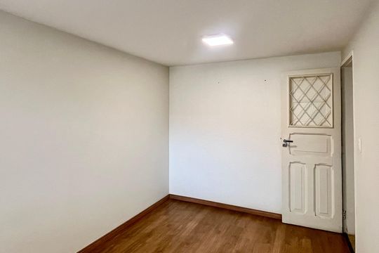 Casa para alugar com 5 quartos, 324m² em Santa Tereza, Belo Horizonte
