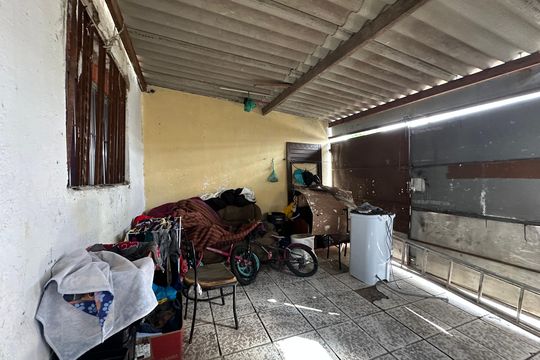 Garagem de casa à venda com 3 quartos, 300m² em Jardim Silveira, Barueri