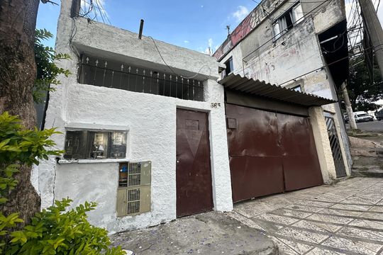 Casa à venda com 3 quartos, 300m² em Jardim Silveira, Barueri