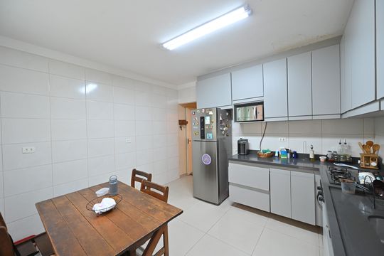 Cozinha de casa à venda com 2 quartos, 116m² em Planalto Paulista, São Paulo