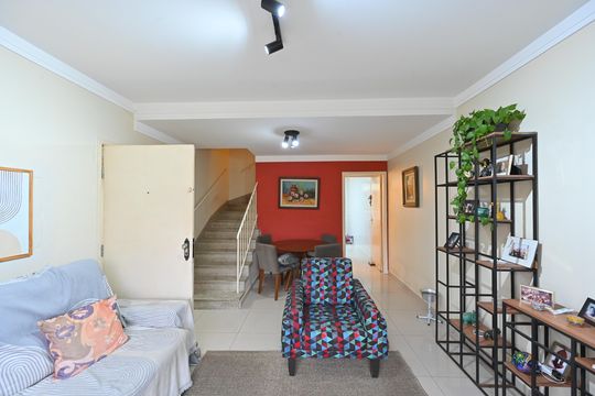 Sala de casa à venda com 2 quartos, 116m² em Planalto Paulista, São Paulo