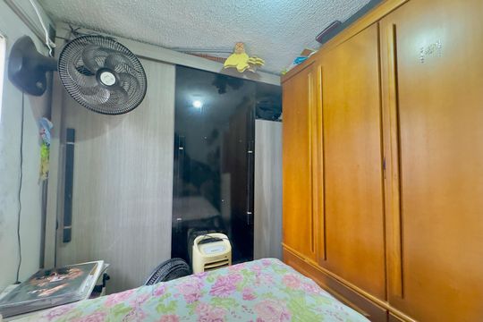 Quarto 2 de apartamento à venda com 2 quartos, 50m² em Jardim Guilhermino, Guarulhos