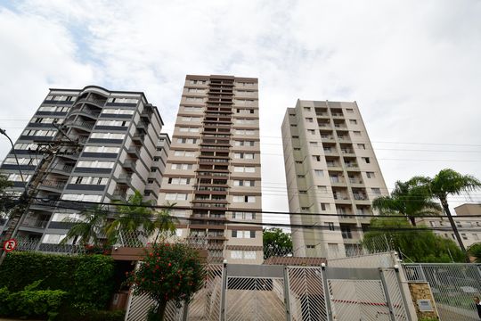 Fachada do Prédio de apartamento à venda com 2 quartos, 76m² em Ponte Preta, Campinas